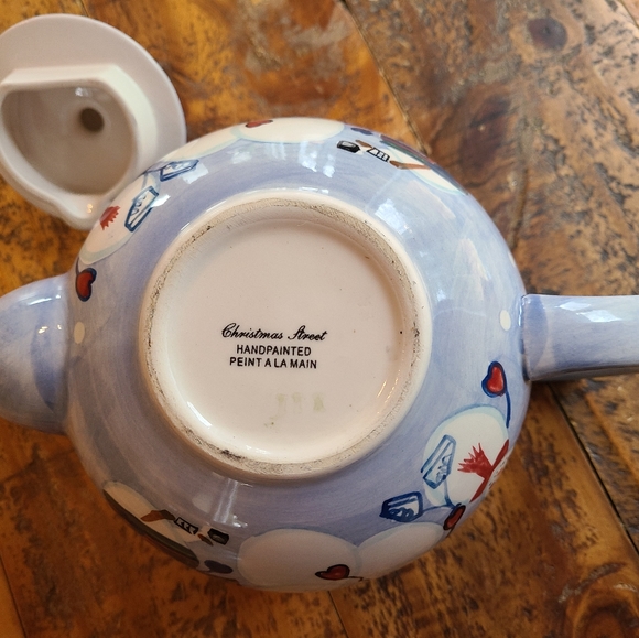 🎅CHRISTMAS STREET teapot - Picture 6 of 8